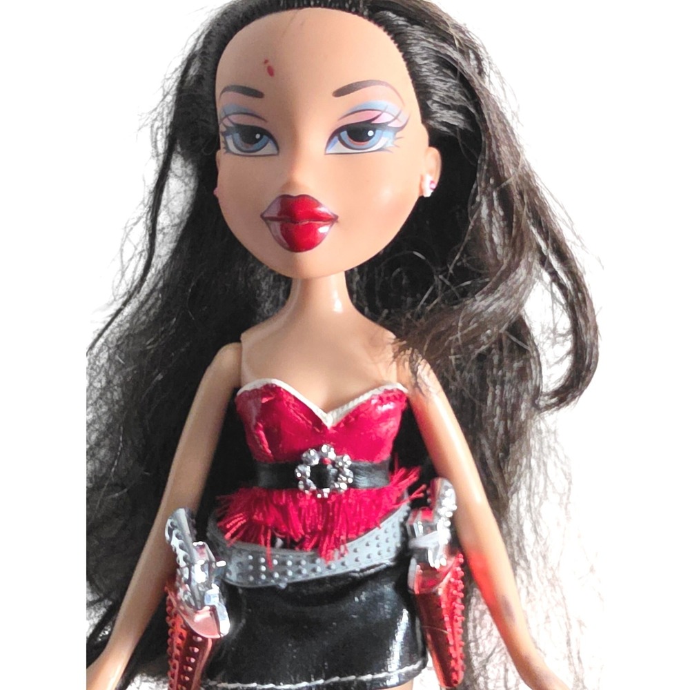 Bratz Wild West Kiana Doll MGA Entertainment Red Black Western Outfit Boots